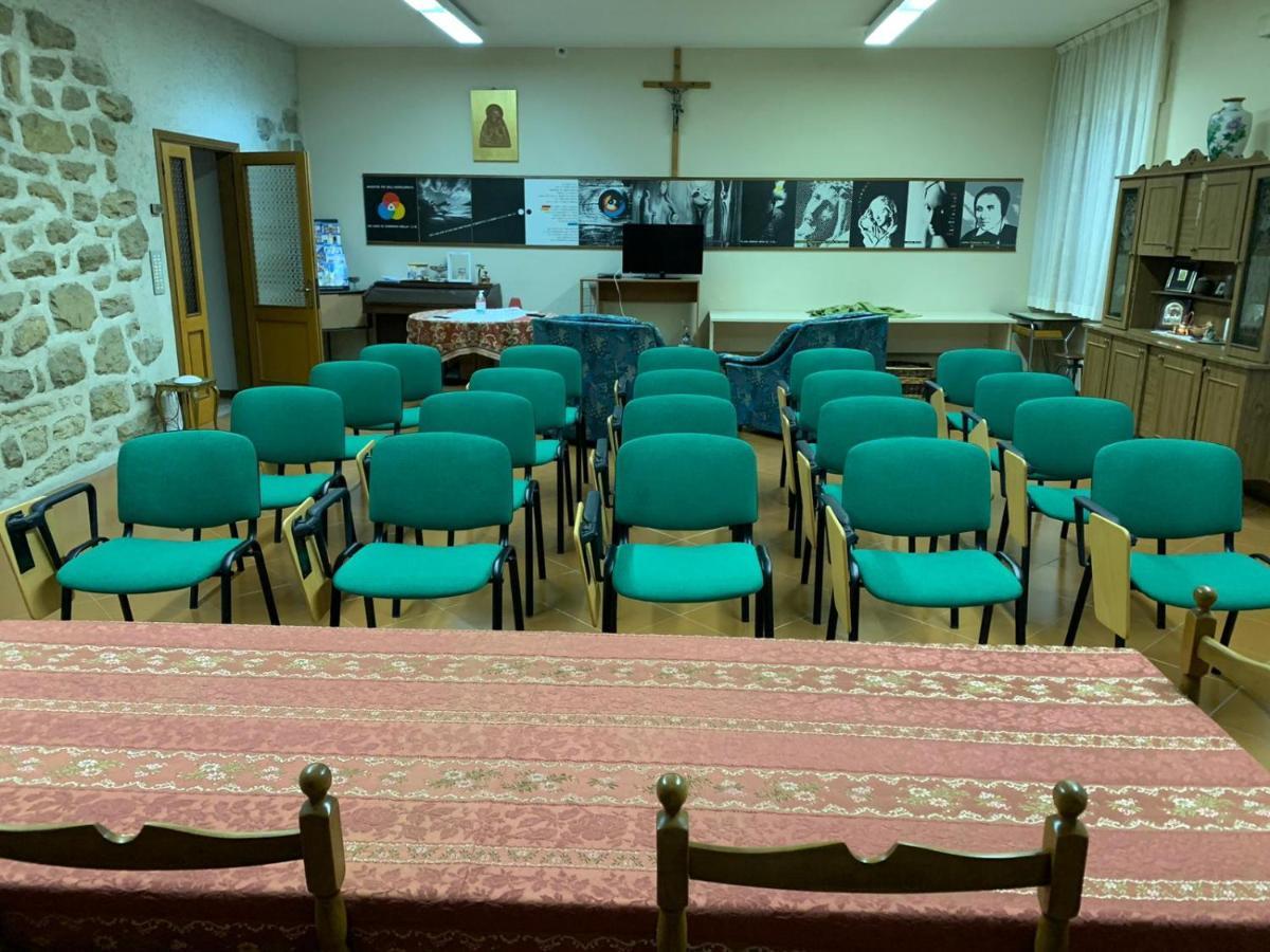 Stabat Mater Casa Di Preghiera Bed & Breakfast Valdragone Екстериор снимка